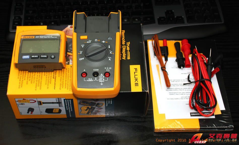 Fluke 233 數(shù)字萬(wàn)用表(真有效值、遠(yuǎn)程控制、顯示分離)圖片